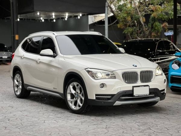 BMW X1 sDrive18i xLine LCI ปี 2013