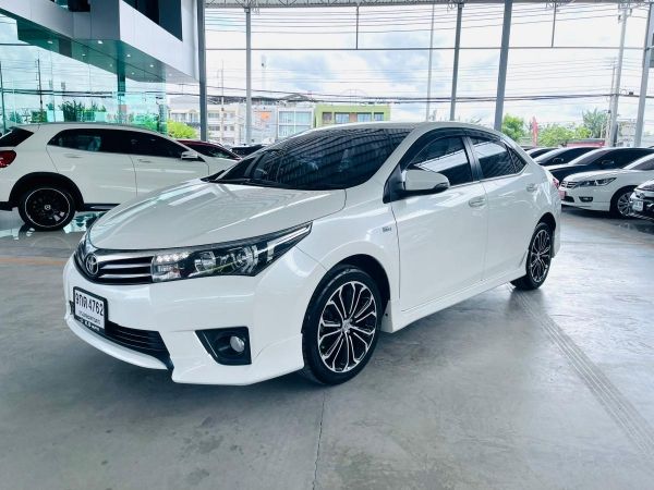 TOYOTA ALTIS 1.8 E Sport AUTO รถปี 2015