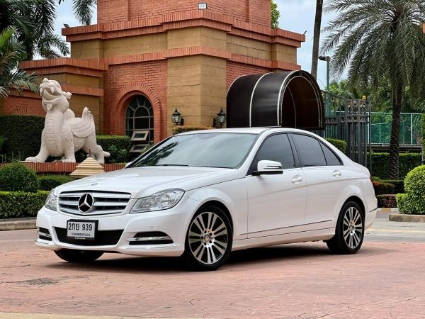 2014 Mercedes-Benz C200 CGI 1.8 Elegance