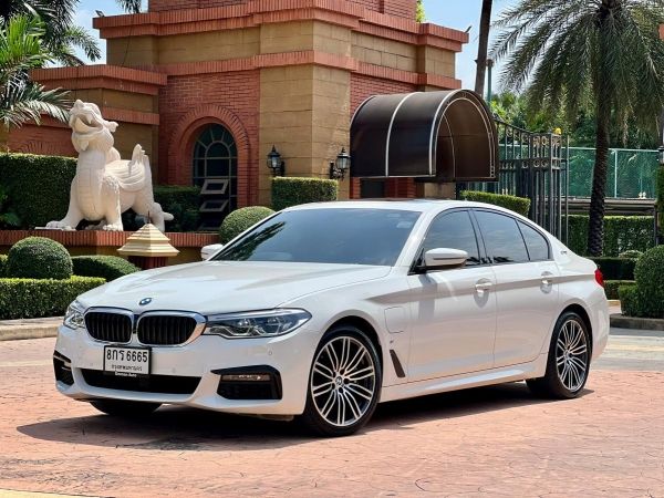 2019 BMW 530e M-Sport