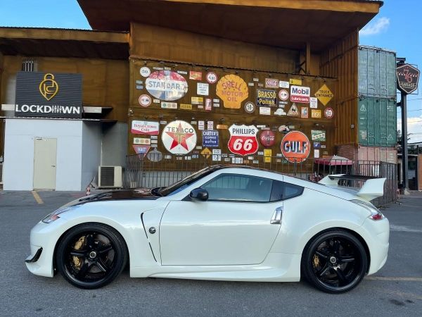 ขายรถ nissan 370z เจ้าของขายเอง