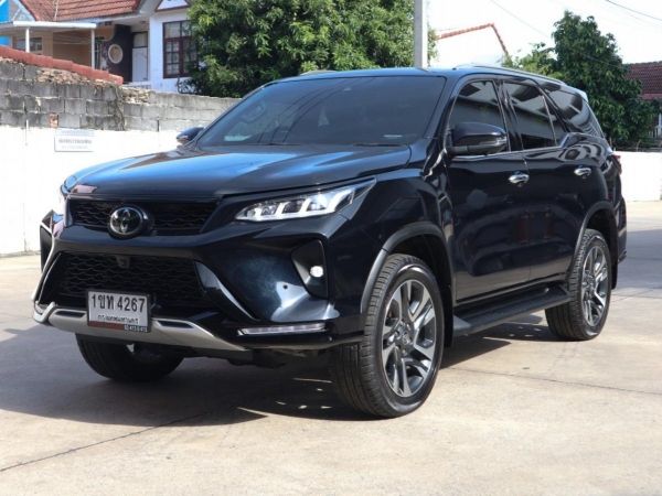 ฟรีดาวน์ Fortuner Legender 2.8 4x4 A/T ปี20  รถทดลองขับจากโตโยต้ามอเตอร์