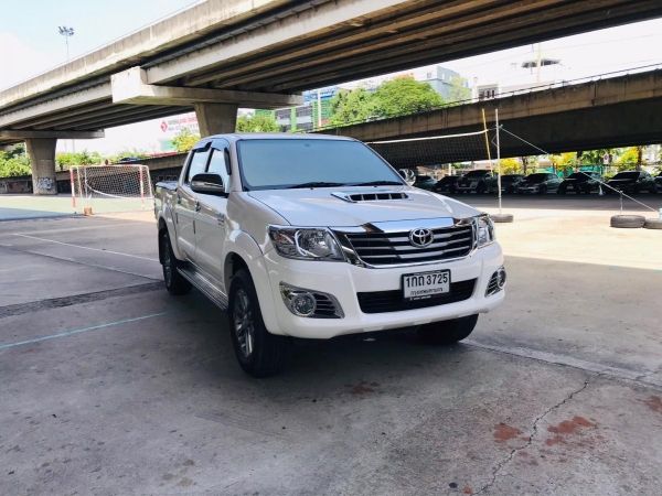 TOYOTA HILUX VIGO CHAMP  3.0 G ปี 2012