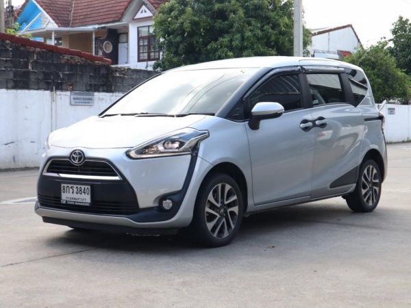 ฟรีดาวน์ Toyota Sienta 1.5 V A/T ปี 2019 รถบ้านเจ้าของมือเดียว