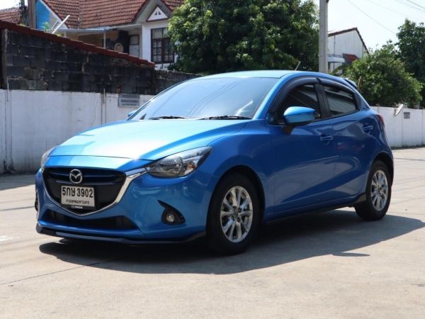 ฟรีดาวน์ ผ่อน 5,xxx Mazda2 1.3 Sport High A/T ปี 2016 รถบ้าน เจ้าของมือเดียว