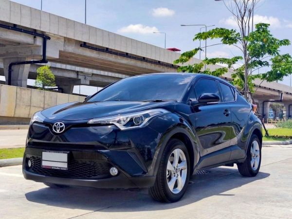 โตโยต้า ซีเอชอาร์ 1.8 mid Auto ปี 2019