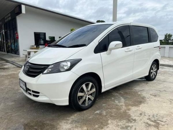 Honda Freed 1.5 E ออโต้ ปี 2010