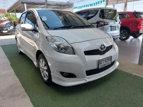 TOYOTA YARIS 1.5E hatchback AT ปี2009