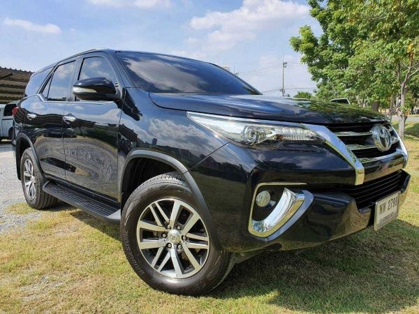 TOYOTA FORTUNER 2.8 V 4WD 2016 TOP