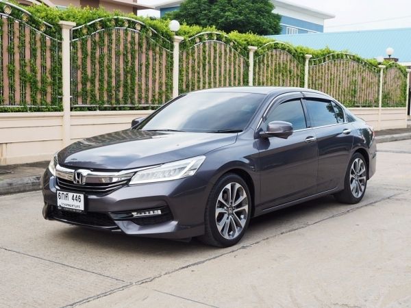 HONDA ACCORD 2.0 EL ปี 2017 เกียร์AUTO สภาพป้ายแดง รูปที่ 0