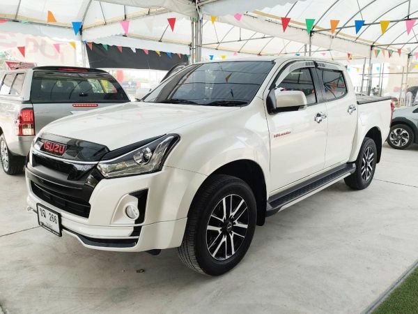 ISUZU D-MAX 1.9 Z PRESTIGE STEALTH CAB4 HI-LANDER MNC (ดีเซล) เกียร์AT ปี19