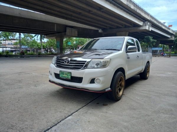 Toyota Hilux vigo 2.7 G รูปที่ 0