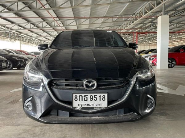 รถเก๋ง Mazda 2 1.3 Skyactiv High Connect ปี 19 AT (รถมือสอง ราคาดี เจ้าของขายเอง รถสวย สภาพดี ไมล์แท้)