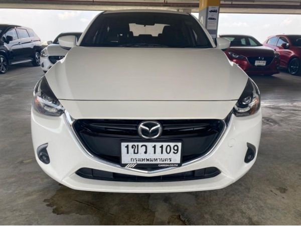 Mazda 2 1.3 Skyactiv High Connect ปี 19 AT (รถมือสอง ราคาดี เจ้าของขายเอง รถสวย สภาพดี ไมล์แท้)