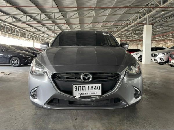 Mazda 2 1.3 Skyactiv High Connect ปี 19 AT (รถมือสอง ราคาดี เจ้าของขายเอง รถสวย สภาพดี ไมล์แท้)