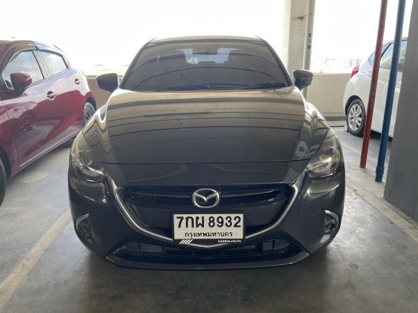 Mazda 2 1.3 Skyactiv High Plus ปี 18 AT (รถมือสอง ราคาดี เจ้าของขายเอง รถสวย สภาพดี ไมล์แท้)