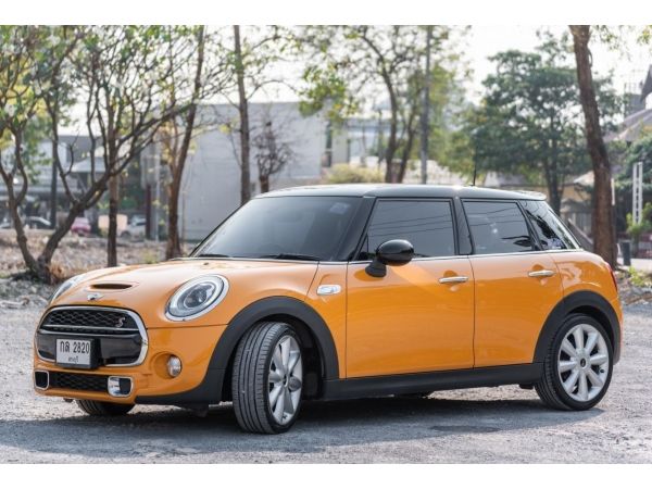 MINI cooper S 5-TURER RHD 2016