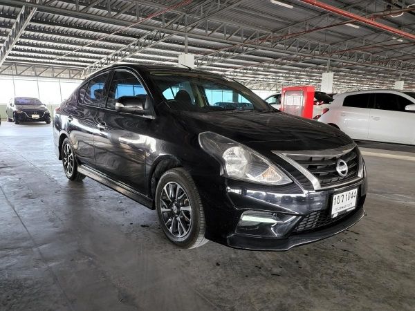 Nissan Almera 1.2 E Sportech ปี 19 AT (รถมือสอง ราคาดี เจ้าของขายเอง รถสวย สภาพดี ไมล์แท้)