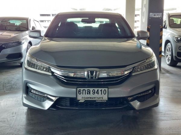 Honda Accord 2.4 El Navi ปี 2017 เกียร์ออโต้  (รถมือสอง ราคาดี เจ้าของขายเอง รถสวย สภาพดี ไมล์แท้)