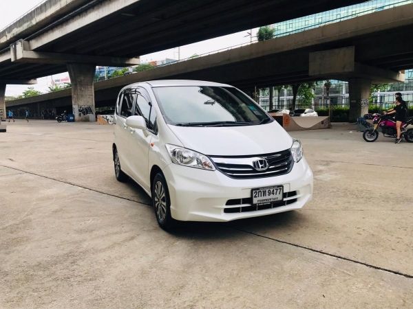 HONDA FREED 1.5SE AT ปี 2013