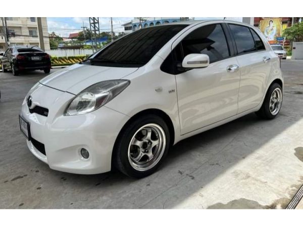 Toyota yaris 1.5E เกียร์อัตโนมัติ ปี 2010