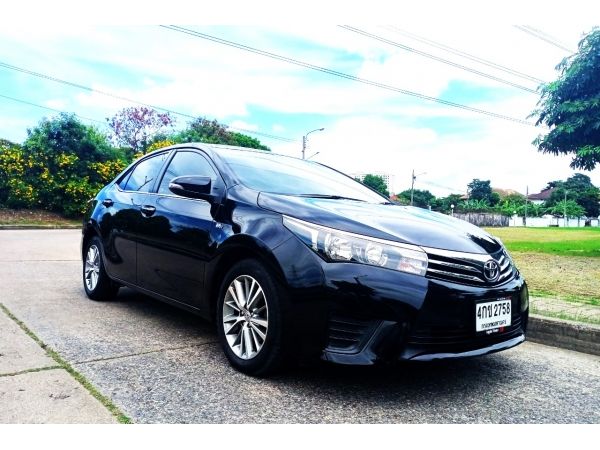 TOYOTA COROLLA ALTIS 1.6G เกียร์AT ปี15