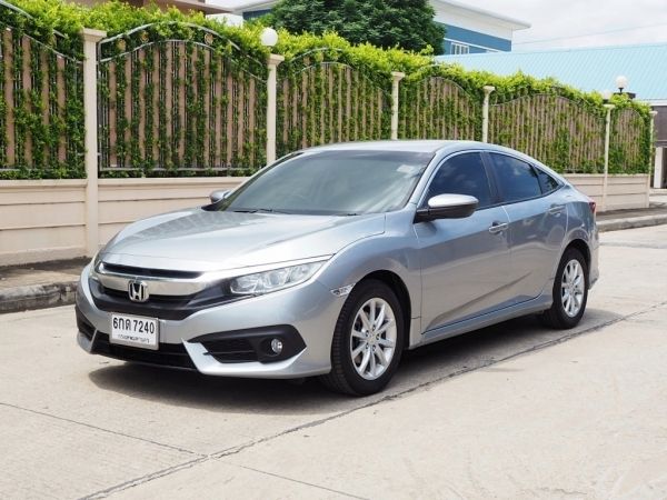 HONDA CIVIC FC 1.8 E i-VTEC ปี 2017 เกียร์AUTO สภาพนางฟ้า รูปที่ 0