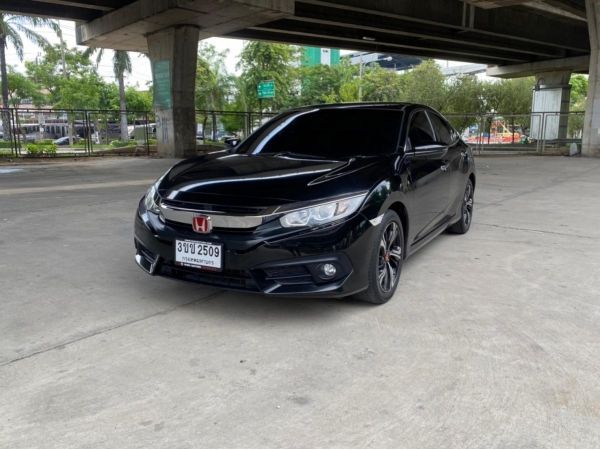 Honda Civic FC 1.8 E i-VTEC Sedan