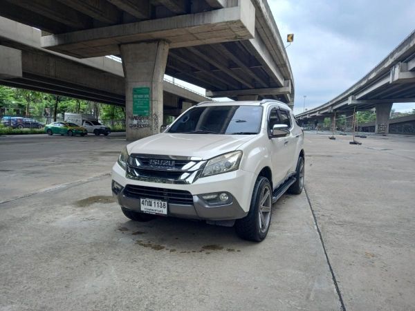 Isuzu MU-X 3.0 DVD NAVI 2WD