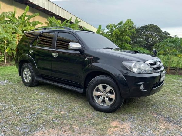 Toyota Fortuner 3.0 V เกียร์ Auto 4WD ปี 2007