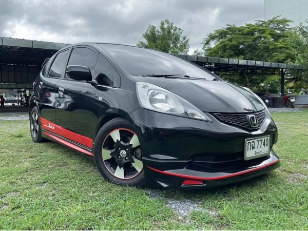 Honda Jazz 1.5 i-VTEC รุ่น V เกียร์ Auto ปี 2008