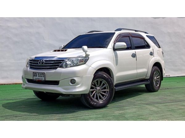 TOYOTA FORTUNER 3.0 V. 2WD.CHAMP.	2012 (ฆฆ 5223)