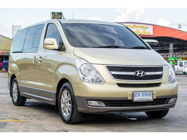 Hyundai H-1 maestro deluxe 2.5L Diesel ปี 2010