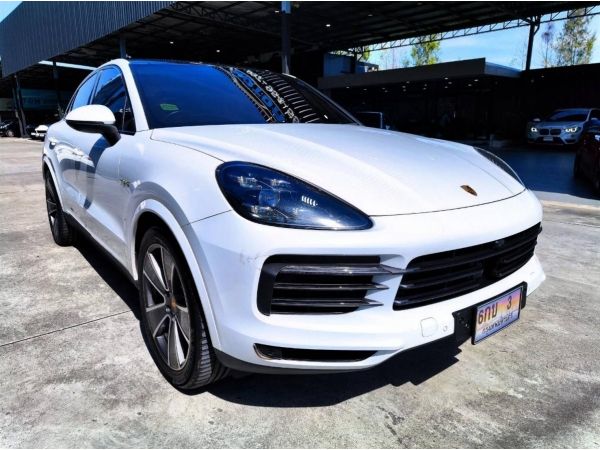 2020 PORSCHE CAYENNE E - HYBRID สีขาว