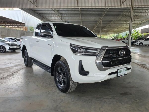 TOYOTA REVO 2.4 SMART CAB NEW ENTRY PRERUNNER M/T ปี 2021