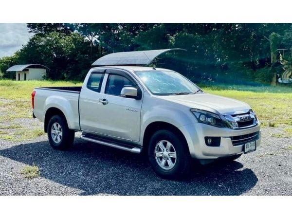 Isuzu D-max Cab Hi-Lander Z VGS 2.5cc MT ปี 2012