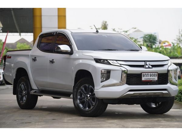 Mitsubishi Triton 2.4 GT Plus Premium 4DR ปี 2019 ไมล์ 39,000 km. รถบ้านแท้ รถมือเดียว ฟรีดาวน์ได้ รูปที่ 0