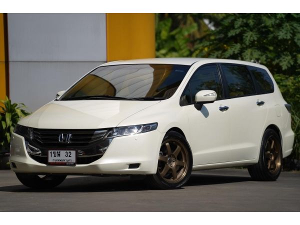 2012  HONDA ODYSSEY 2.4 JP A/T สีขาว