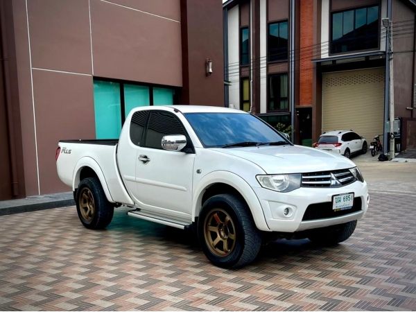 Mitsubishi Triton 2.5GLS VGS Cab ยกสูง ปี 2013