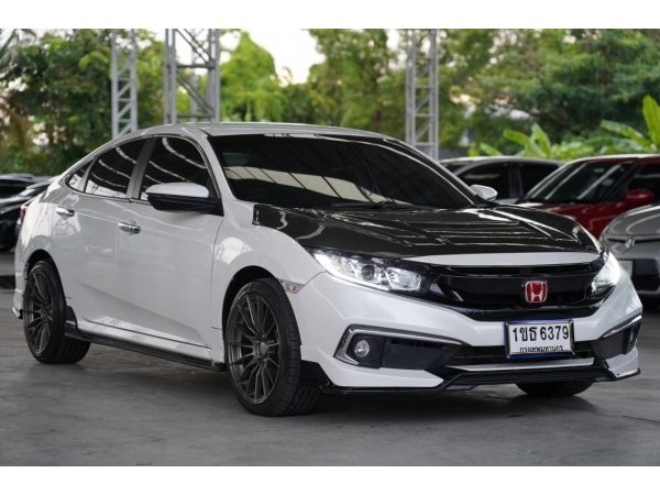 2020 Honda civic 1.8 el  สีขาว