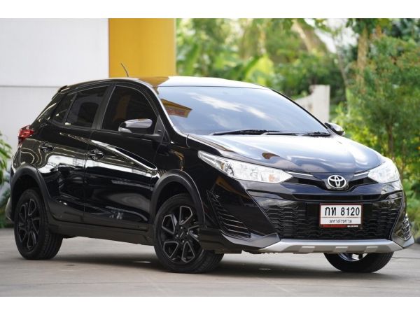 2019 TOYOTA YARIS CROOS 1.2 MID A/T สีดำ