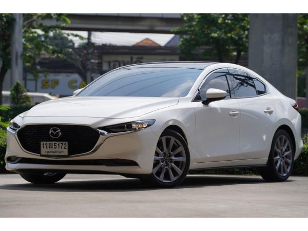 2020 MAZDA 3  2.0 S  A/T สีขาว