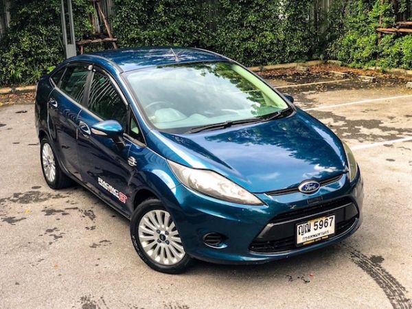 คุ้มค่า ไม่แพง กับ FORD FIESTA 1.6 TREND SEDAN 4 ประตู ปี 2011 กค. AUTO AIRBAG ABS ไม่เคยติดแก๊ส รูปที่ 0