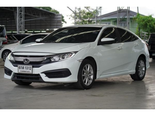 2017 HONDA CIVIC 1.8 E  A/T สีขาว