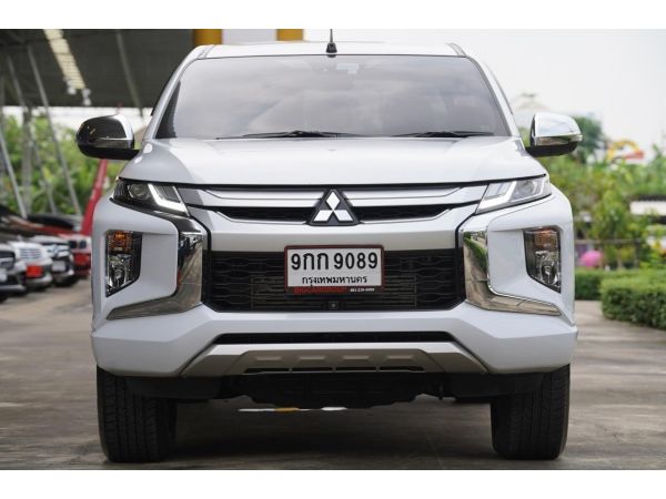 2019 MITSUBISHI TRITON 2.4 GT PLUS PREMIUM DOUBLE CAB  M/T สีขาว รูปที่ 0