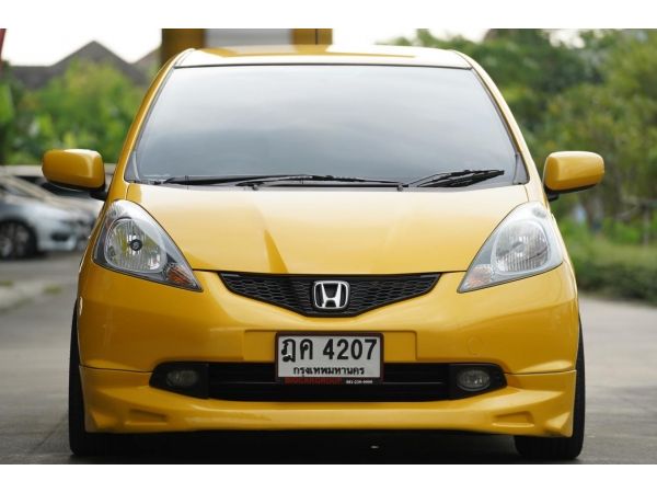 2009 HONDA JAZZ 1.5 V  A/T สีเหลือง