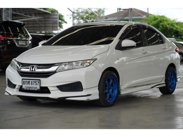 2016 HONDA CITY 1.5 V  A/T สีขาว