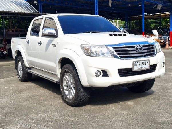 TOYOTA HILUX VIGO 2.5 E DOUBLE CAB PRERUNNER A/T ปี 2015