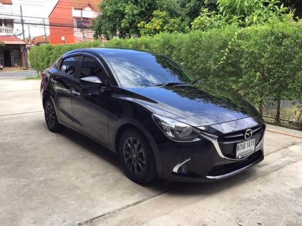 Mazda 2  1.3skyactive  A/T ปี 2017