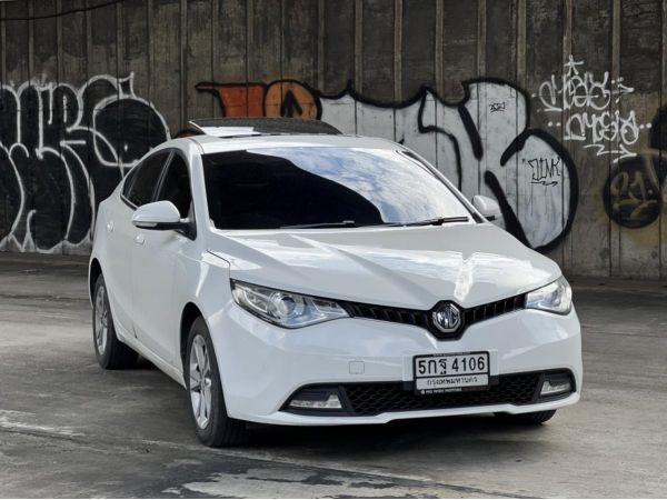 MG 5 1.5X SUNROOF